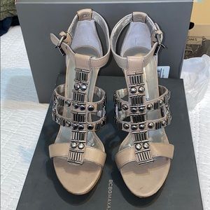 BCBG MAXAZRIA EVIE HEELS NEW